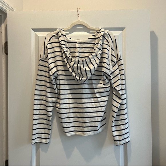 Lightweight j crew sweatshirt - Picture 3 of 3